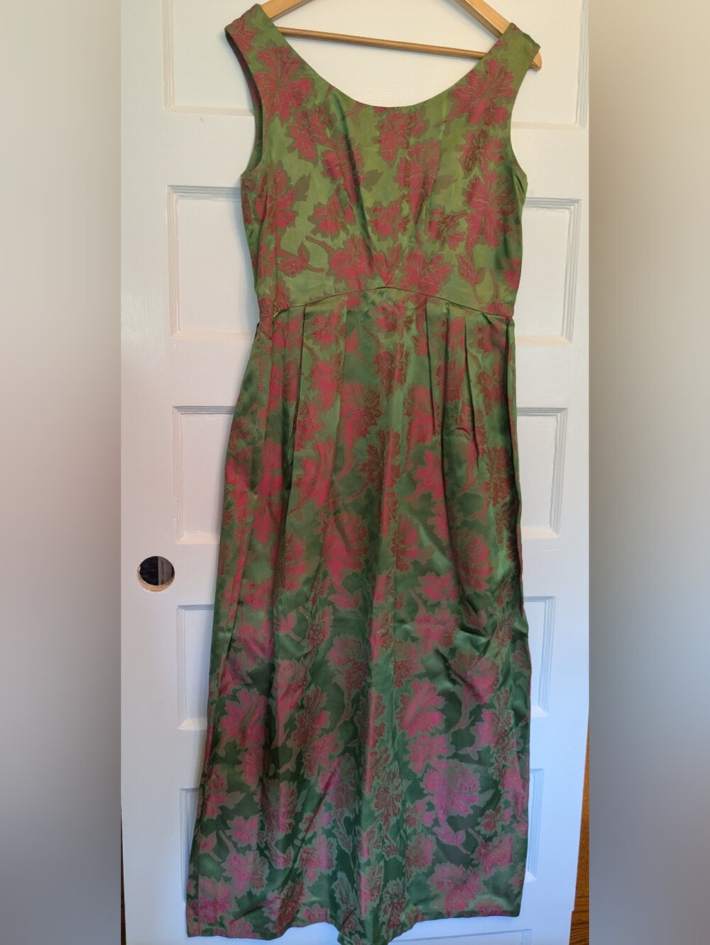 Gorgeous Vintage Green And Pink Brocade Dress